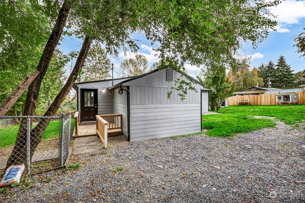 Photo of 2827 S 127th Street, Seattle, WA 98168 (MLS # 2330377)