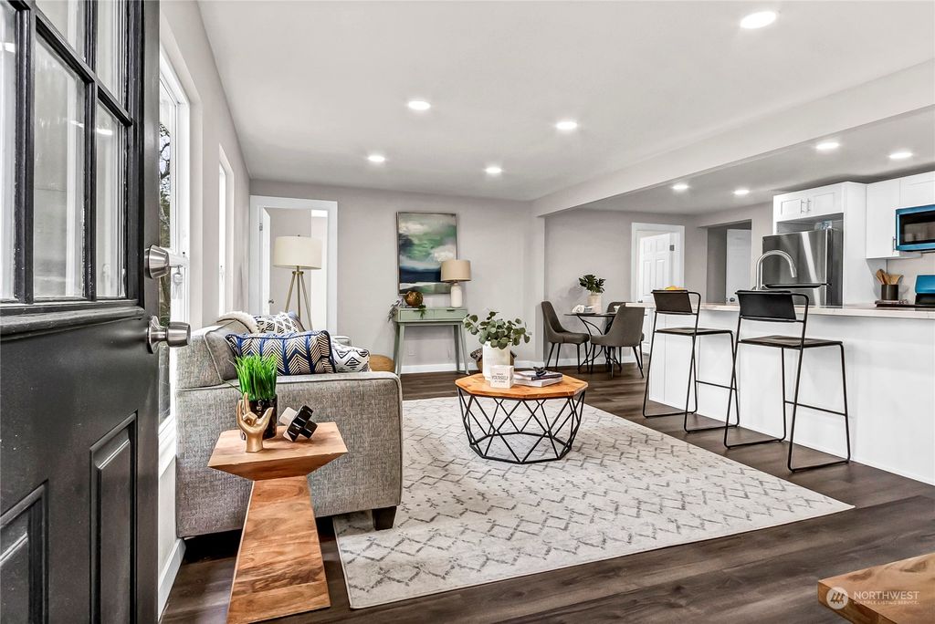 Photo of 2827 S 127th Street, Seattle, WA 98168 (MLS # 2330377)
