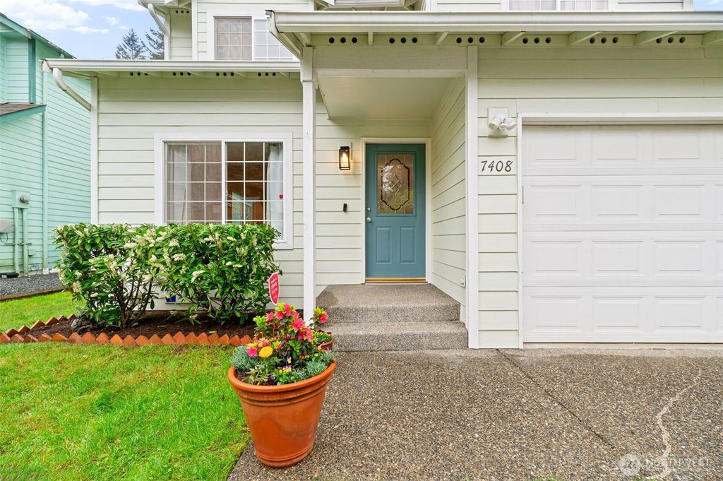 Photo of 7408 2nd Drive SE, Everett, WA 98203 (MLS # 2506953)