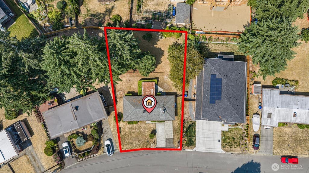 Photo of 3859 139th Ave SE AVE, Bellevue, WA 98006 (MLS # 2569376)