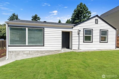 Photo of 9237 36th Avenue S #A, Seattle, WA 98118 (MLS # 2431261)