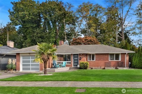 Photo of 10622 9th Avenue NW, Seattle, WA 98177 (MLS # 2444747)