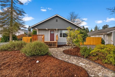 Photo of 5008 N Visscher Street, Tacoma, WA 98407 (MLS # 2466746)