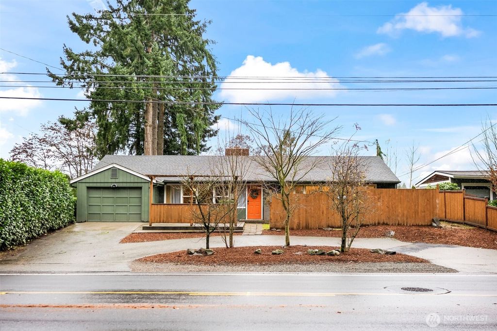 Photo of 2808 67th Avenue W, University Place, WA 98466 (MLS # 2461555)
