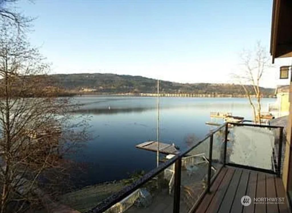 Photo of 4291 E Lake Sammamish Shore Lane SE, Sammamish, WA 98075 (MLS # 2158656)