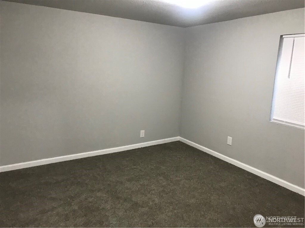 listing image 9360945637219508518