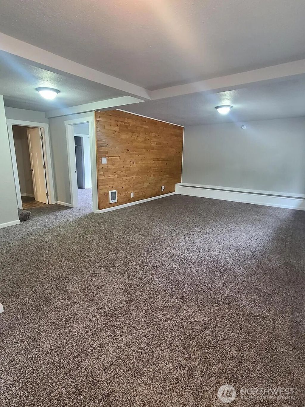 listing image 9363987415938542972