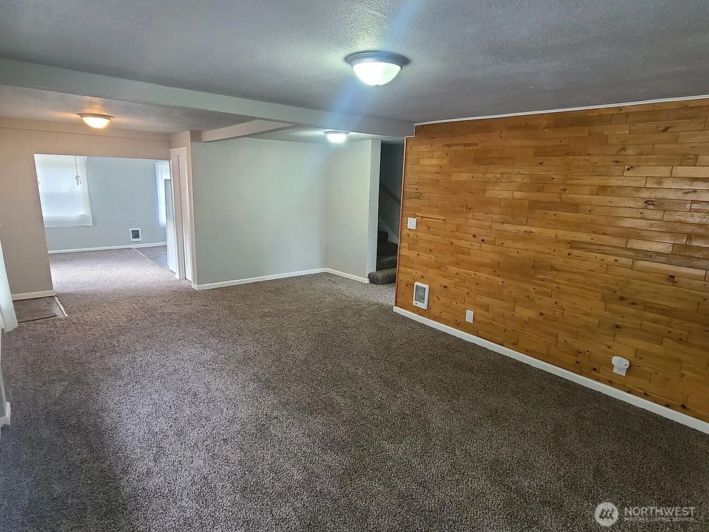 listing image 9367878554287469926