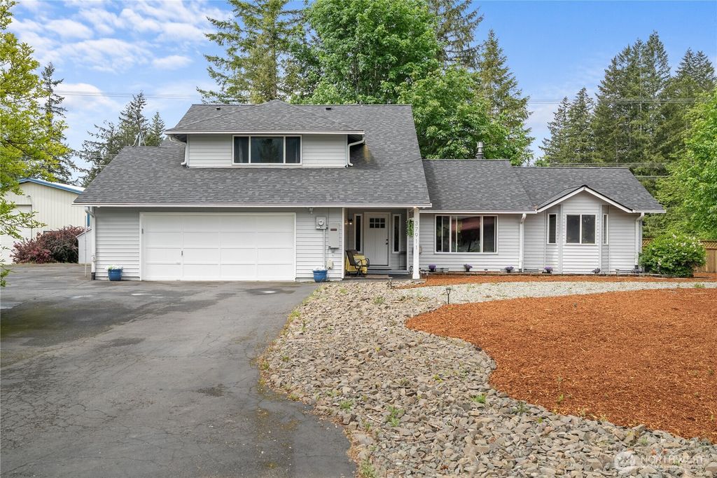 Photo of 37911 300th Avenue SE, Enumclaw, WA 98022 (MLS # 2519921)