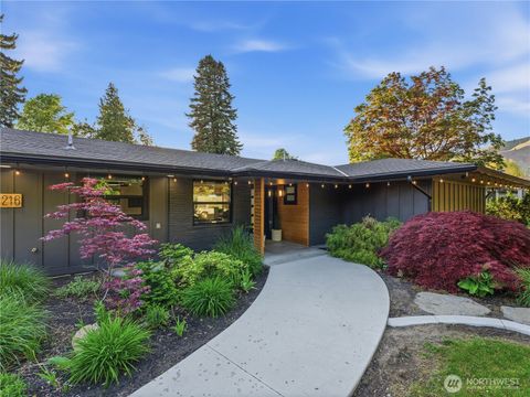 Photo of 216 Paton Street, Cashmere, WA 98815 (MLS # 2518539)
