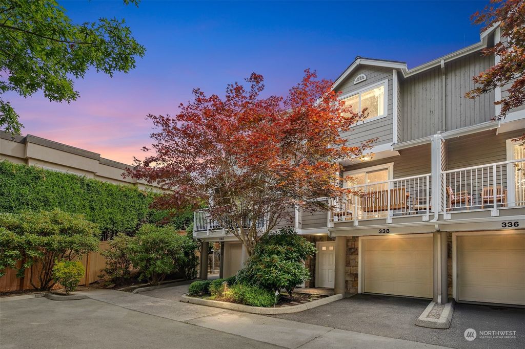 Photo of 338 5th Avenue S, Kirkland, WA 98033 (MLS # 2277933)