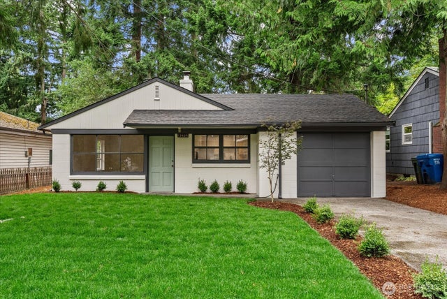 13525 Wallingford Avenue N, Seattle