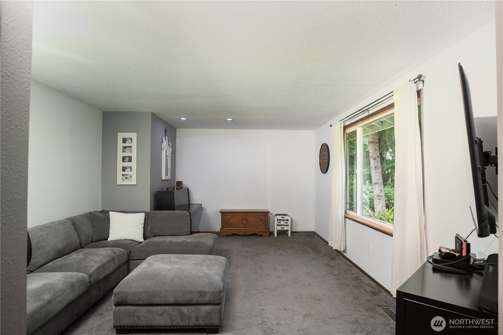13814 214th Street E