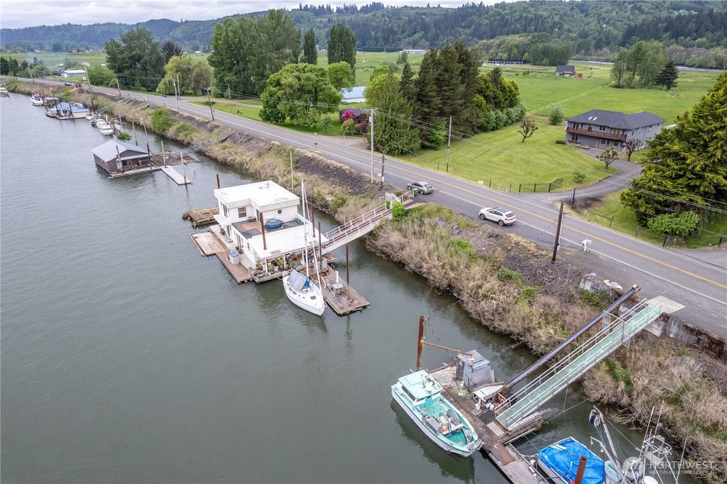Photo of 6150 Willow Grove Road, Longview, WA 98632 (MLS # 2519922)