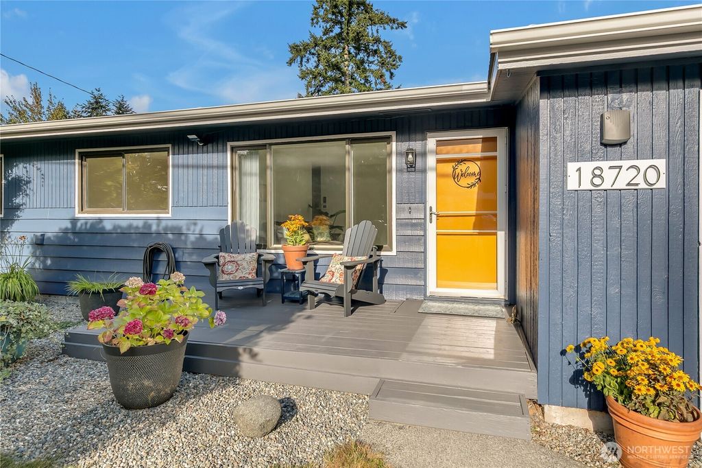 Photo of 18720 4 Avenue S, Burien, WA 98148 (MLS # 2417602)