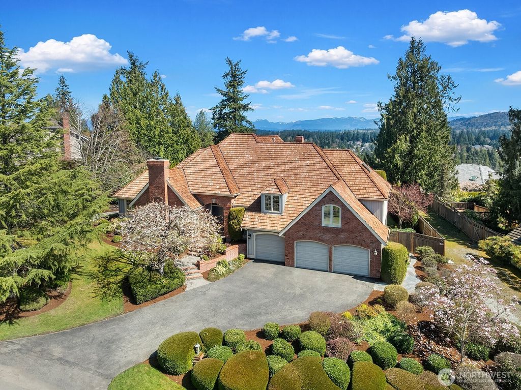 Photo of 23308 SE 47th Way, Sammamish, WA 98075 (MLS # 2504927)