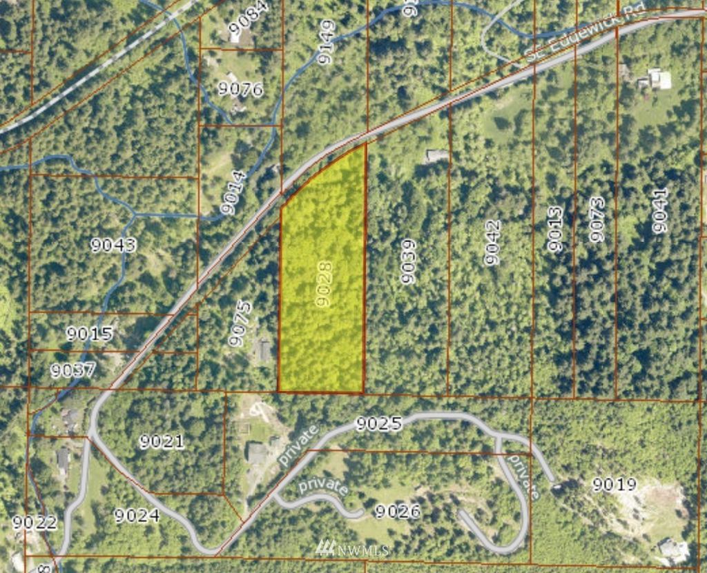 Photo of 44 xxx SE Edgewick Road, North Bend, WA 98045 (MLS # 1974217)