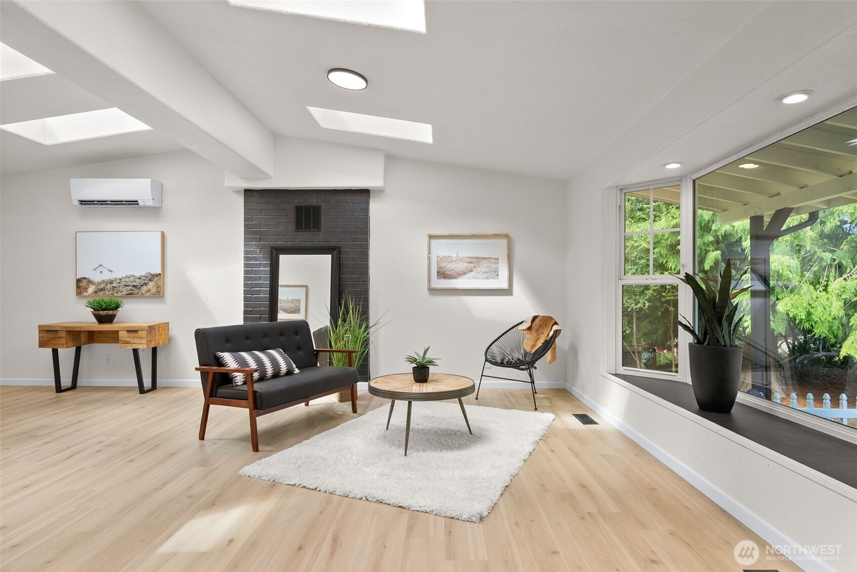 24515 Madura Drive NE