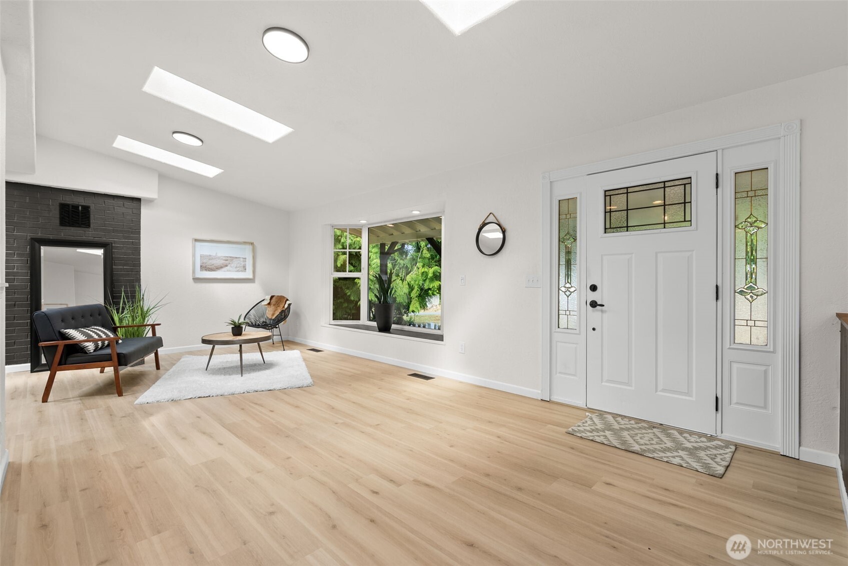 24515 Madura Drive NE