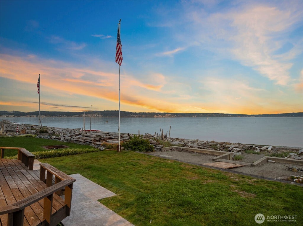 Photo of 1878 Shore Avenue, Freeland, WA 98249 (MLS # 2592281)