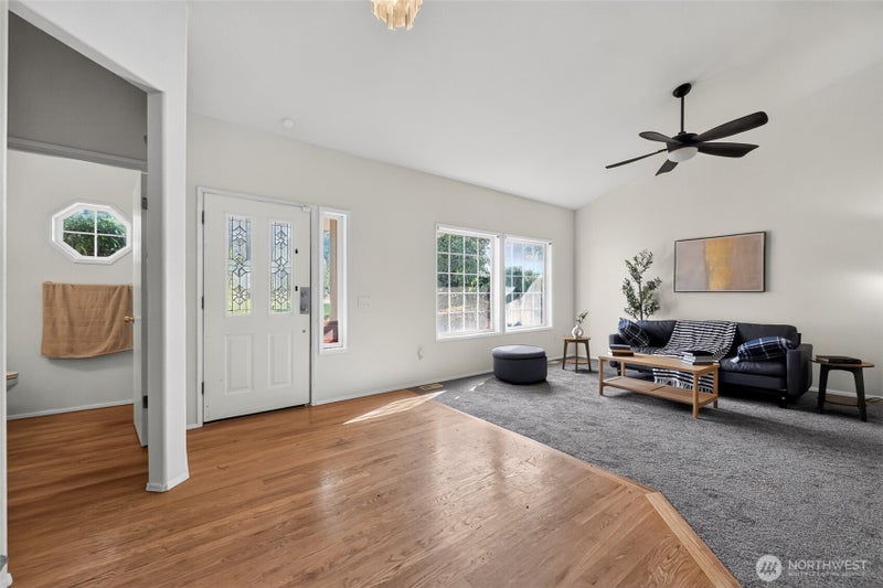 844 Holbeck Drive