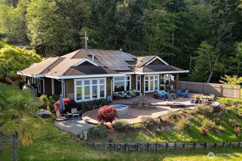 28812 125th Place SW Vashon WA 98070