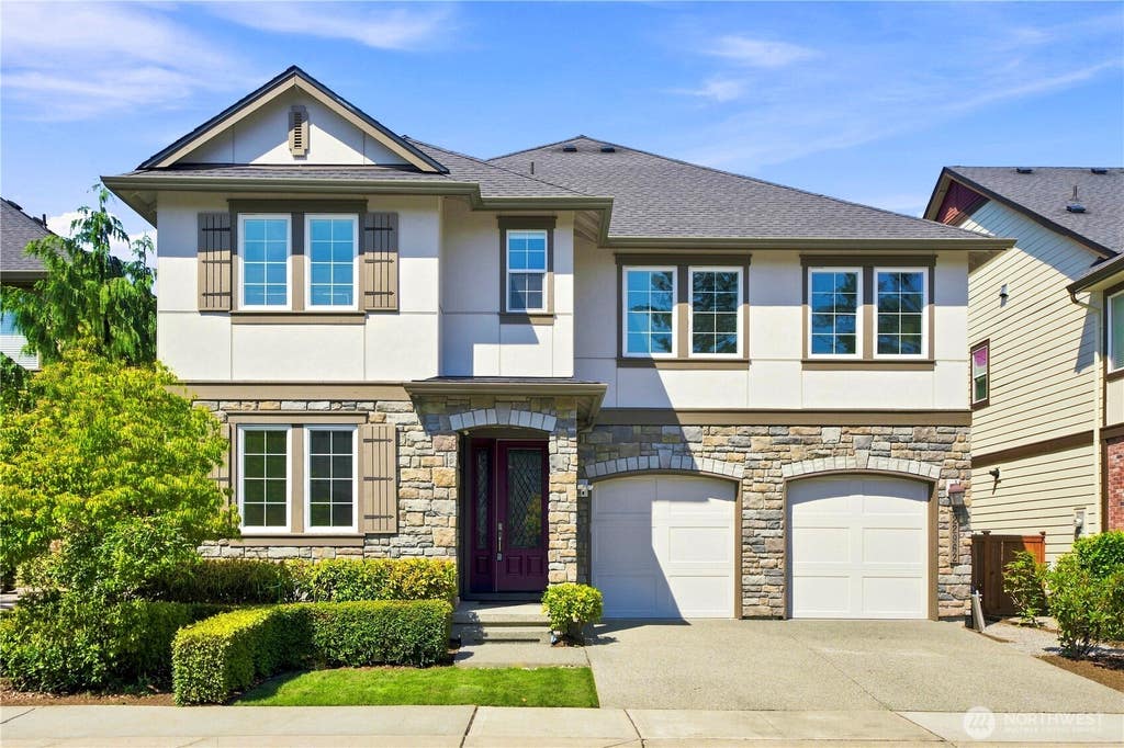 Photo of 22962 SE 20th Street, Sammamish, WA 98075 (MLS # 2573315)