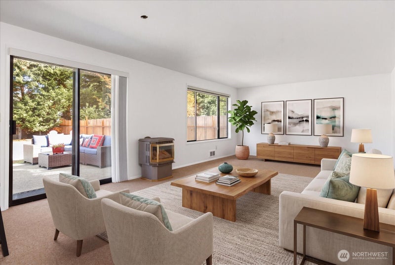 2712 Sun Vista Circle