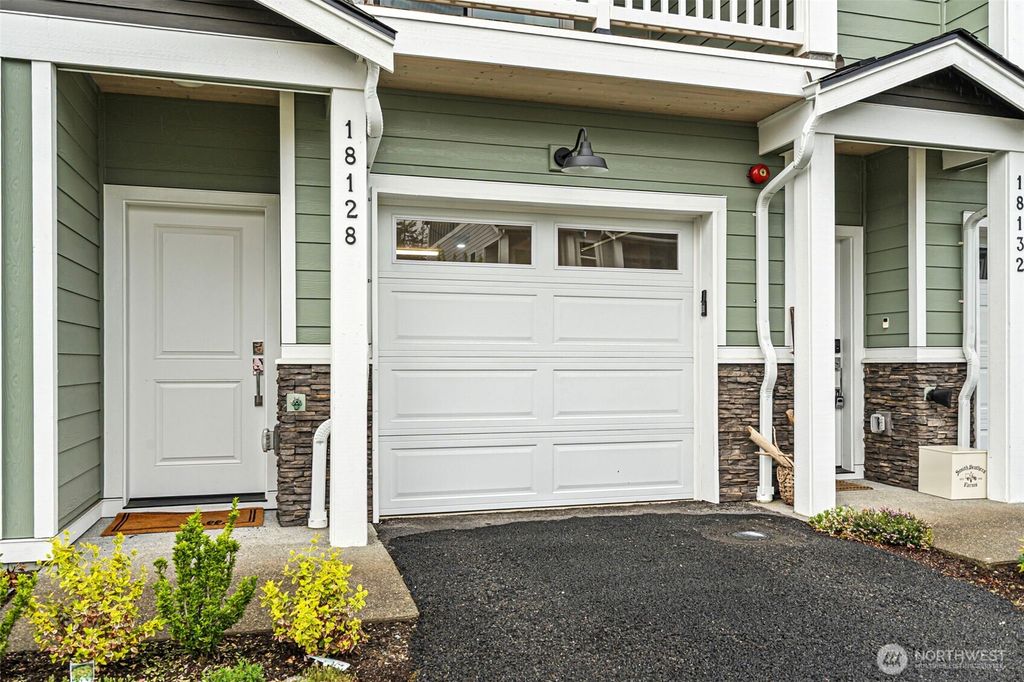 Photo of 18128 1st Place SW, Normandy Park, WA 98166 (MLS # 2508803)