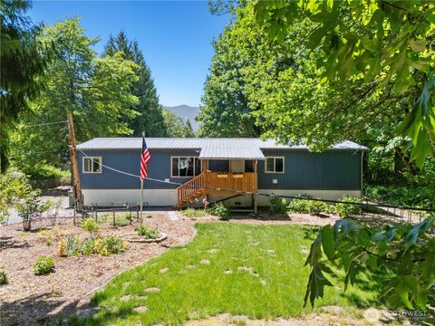 7504 Spruce Street Concrete WA 98237