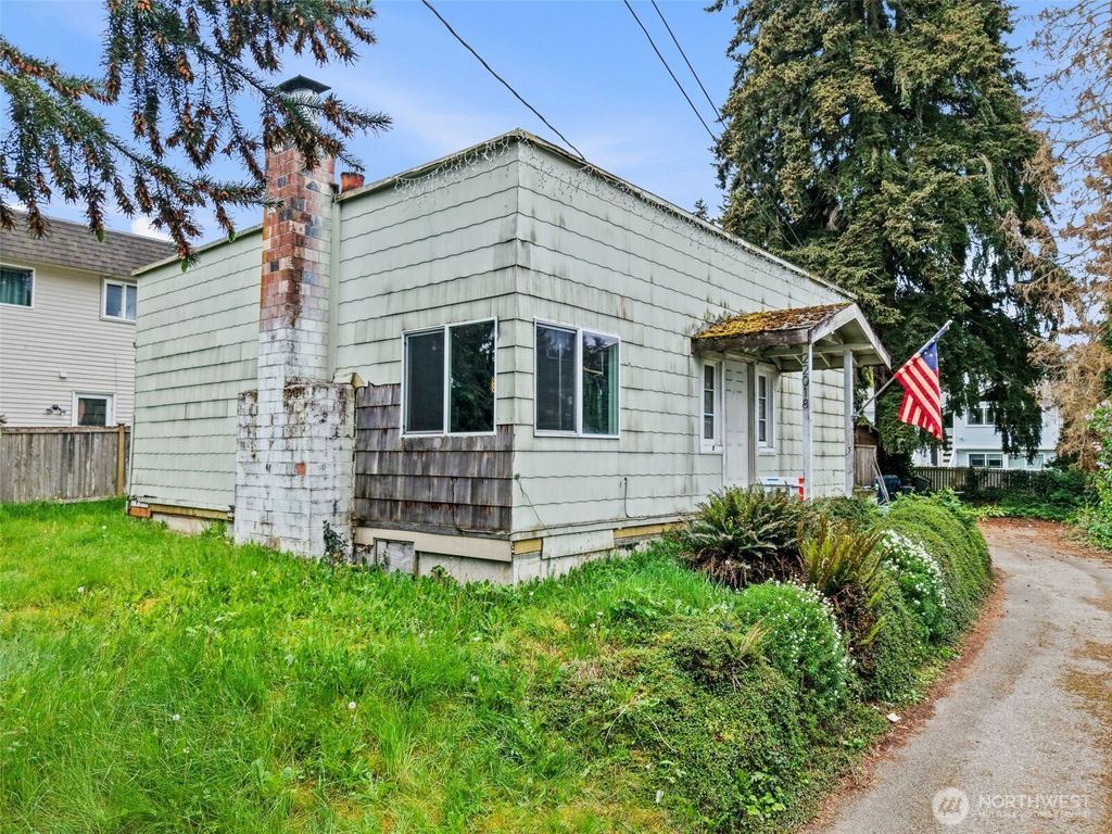 Photo of 22018 76th Avenue W, Edmonds, WA 98026 (MLS # 2523497)