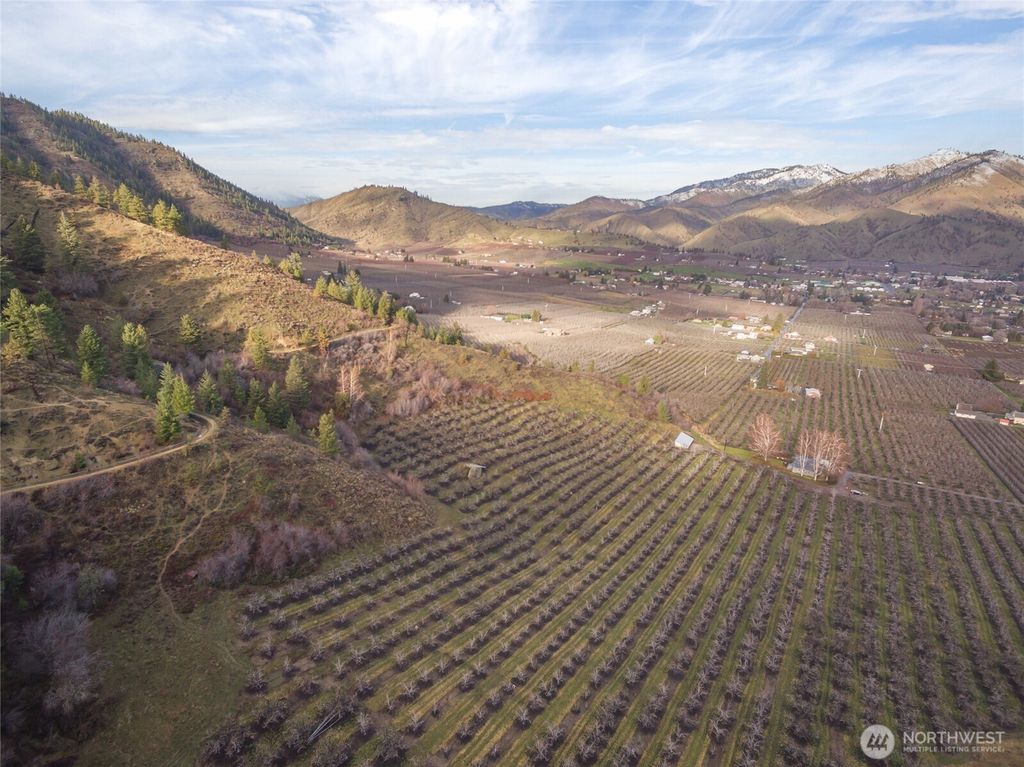 Photo of 0 Tigner Road, Cashmere, WA 98815 (MLS # 2476538)