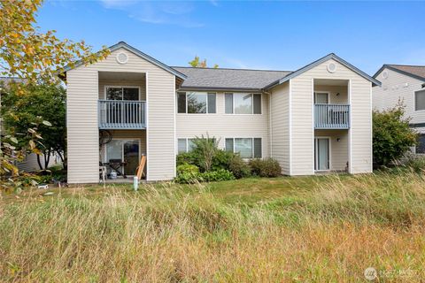 Photo of 641 W Horton Way #230, Bellingham, WA 98226 (MLS # 2528329)