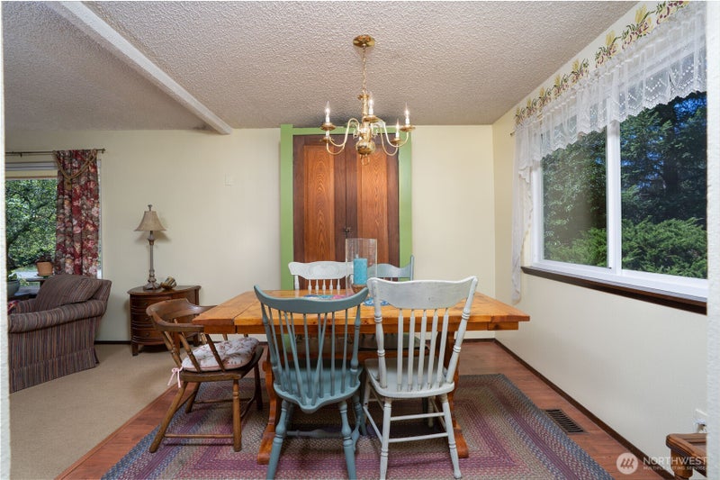 24201 42nd Avenue E