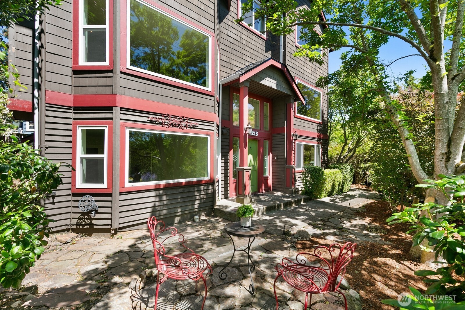2218 N 38th Street