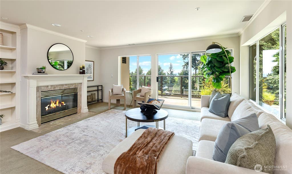 Photo of 11122 NE 41st Drive #35, Kirkland, WA 98033 (MLS # 2559198)