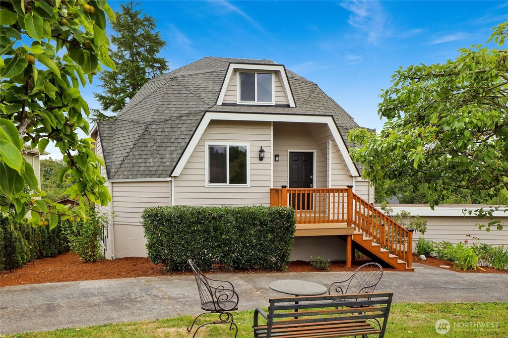 Photo of 4246 James Street, Bellingham, WA 98226 (MLS # 2557381)