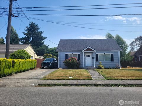 Photo of 637 MacArthur Street, Tacoma, WA 98465 (MLS # 2559219)