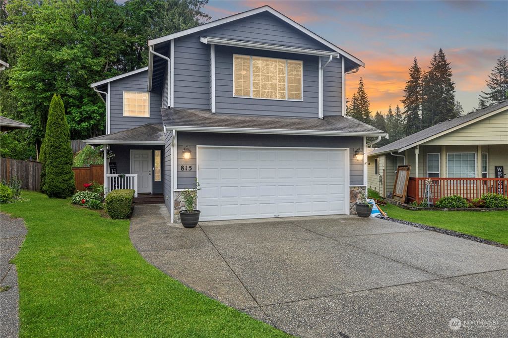 Photo of 815 Darwins Way, Granite Falls, WA 98252 (MLS # 2243868)