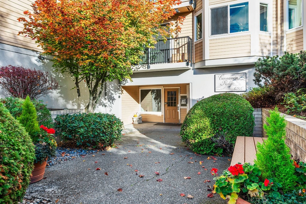 Photo of 6910 California Avenue SW #24, Seattle, WA 98136 (MLS # 2598957)