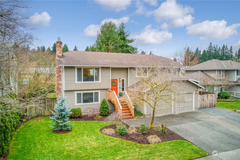 Photo of 12532 54th Avenue SE, Snohomish, WA 98296 (MLS # 2205459)