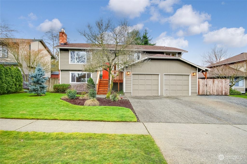 Photo of 12532 54th Avenue SE, Snohomish, WA 98296 (MLS # 2205459)