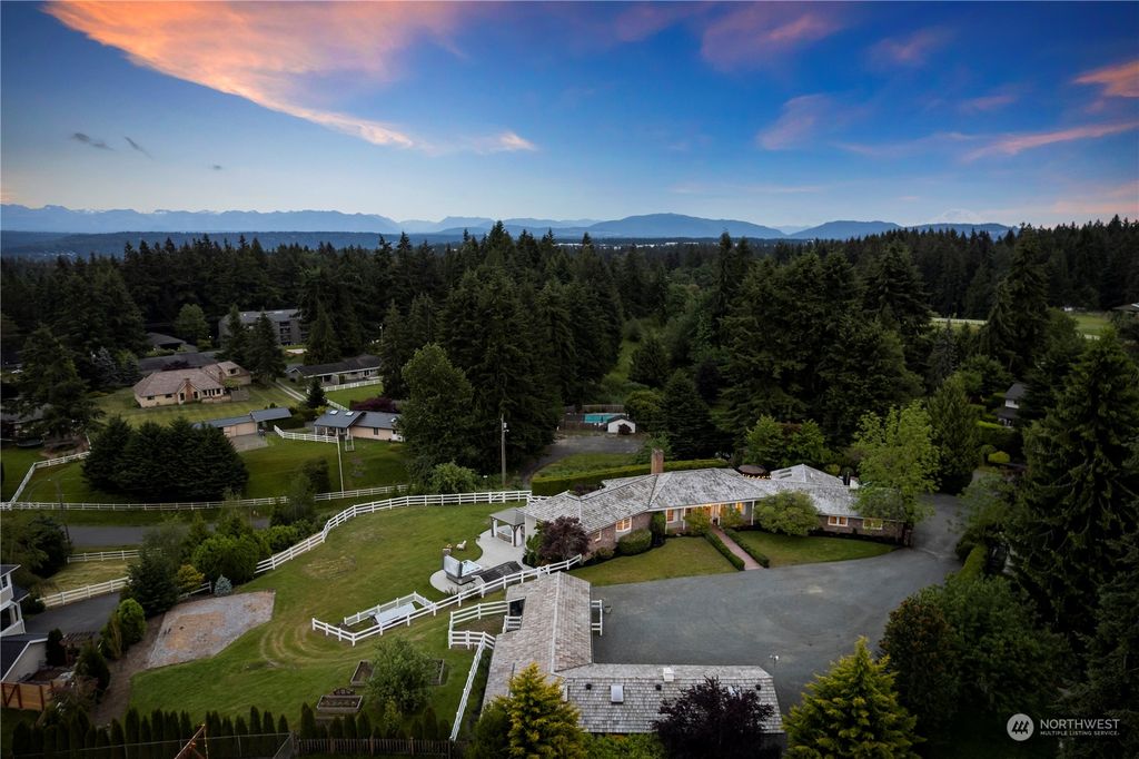 Photo of 13350 NE 61st Street, Kirkland, WA 98033 (MLS # 2246775)