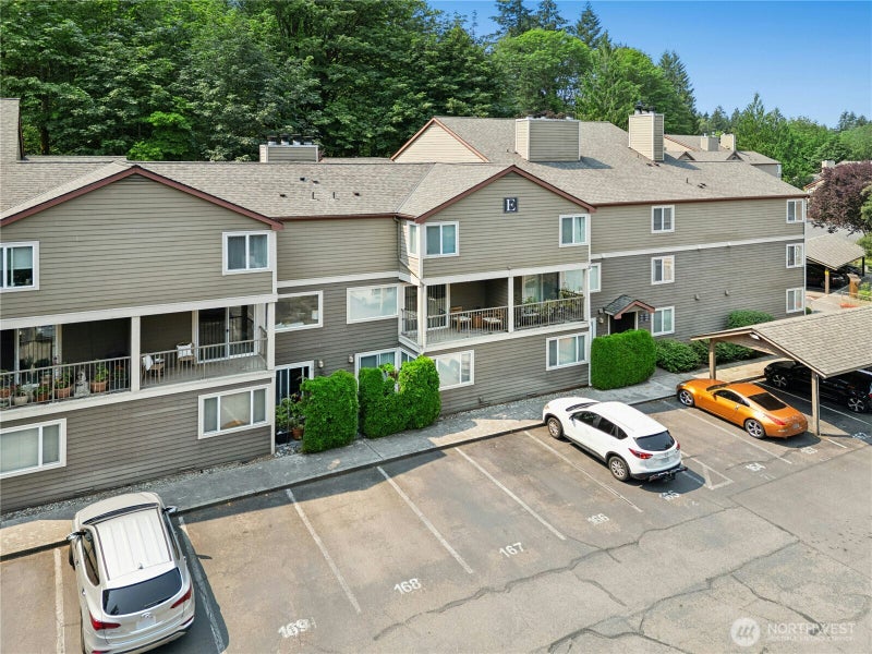 700 Front St. S E110