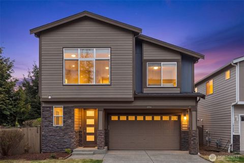 Photo of 19230 37th Drive SE #4, Bothell, WA 98012 (MLS # 2501270)