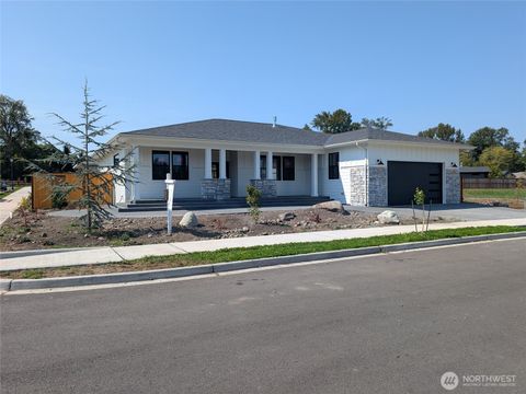 Photo of 11 Dover Lane, Sequim, WA 98382 (MLS # 2428322)