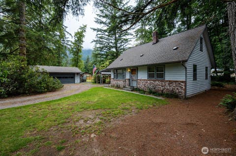 Photo of 3026 Oak Place, Sedro Woolley, WA 98284 (MLS # 2546498)