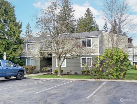Photo of 820 Cady Road #F208, Everett, WA 98203 (MLS # 2203437)