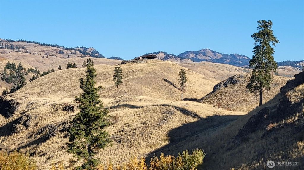 Photo of 0 Harrier Lane, Tonasket, WA 98855 (MLS # 2500975)