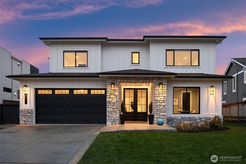 6571 102nd Avenue NE Kirkland WA 98033